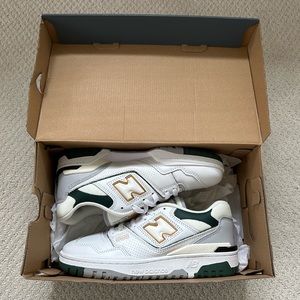 New Balance 550 ‘Nightwatch Green’